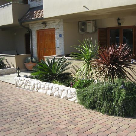 M&M Apartments Biograd Na Moru Extérieur photo