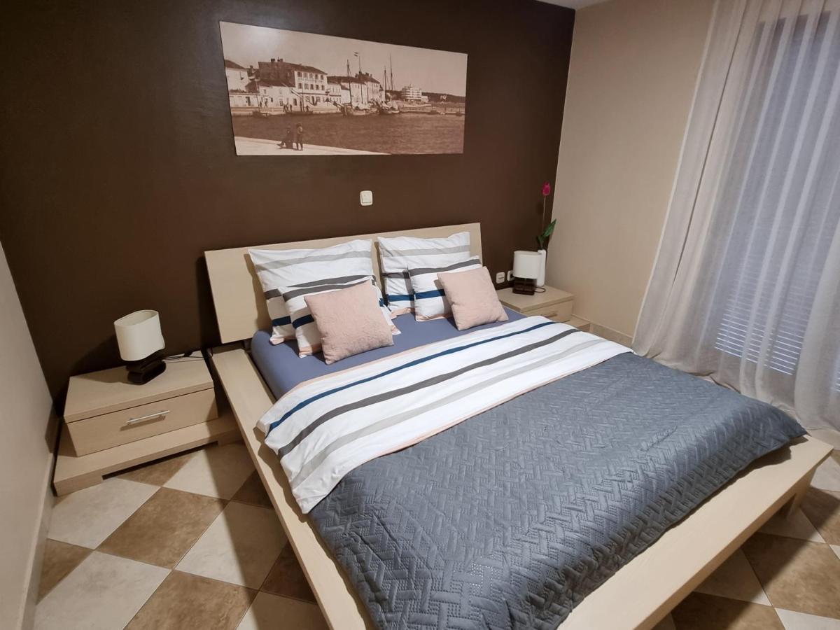 M&M Apartments Biograd Na Moru Extérieur photo