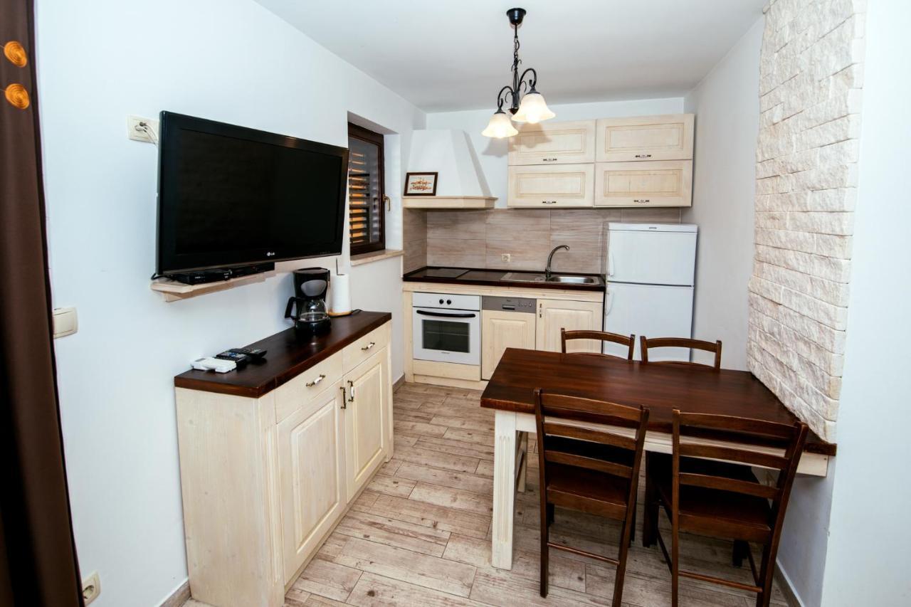 M&M Apartments Biograd Na Moru Extérieur photo