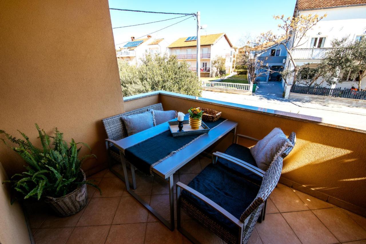 M&M Apartments Biograd Na Moru Extérieur photo
